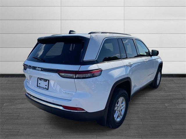 2025 Jeep Grand Cherokee GRAND CHEROKEE LAREDO 4X4