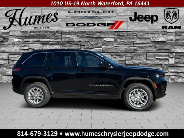 2025 Jeep Grand Cherokee GRAND CHEROKEE LAREDO X 4X4