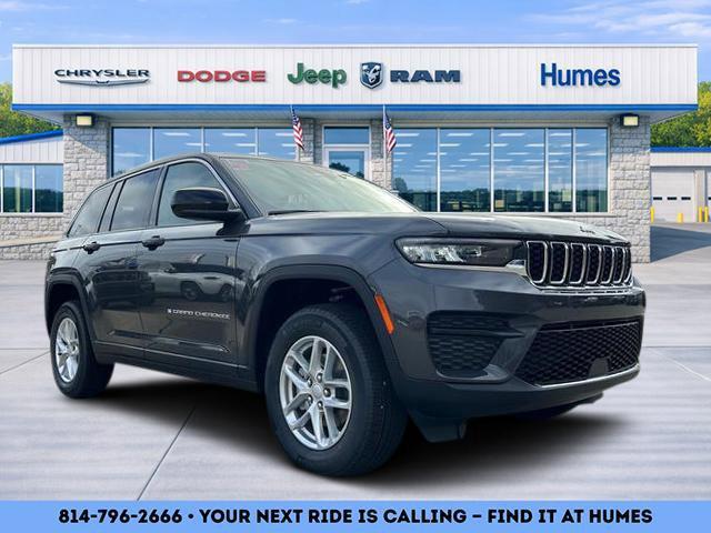 2025 Jeep Grand Cherokee GRAND CHEROKEE LAREDO X 4X4