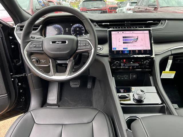 2025 Jeep Grand Cherokee Limited 4x4