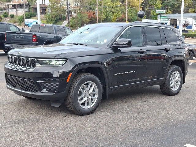 2025 Jeep Grand Cherokee GRAND CHEROKEE LAREDO X 4X4
