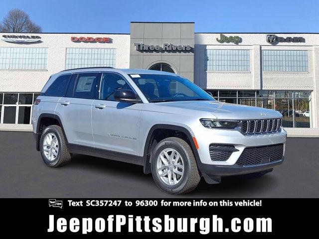 2025 Jeep Grand Cherokee GRAND CHEROKEE LAREDO X 4X4 2025 Jeep Grand Cherokee GRAND CHEROKEE LAREDO X 4X4