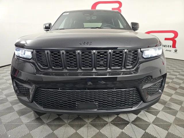 2025 Jeep Grand Cherokee GRAND CHEROKEE ALTITUDE 4X4 2025 Jeep Grand Cherokee GRAND CHEROKEE ALTITUDE 4X4