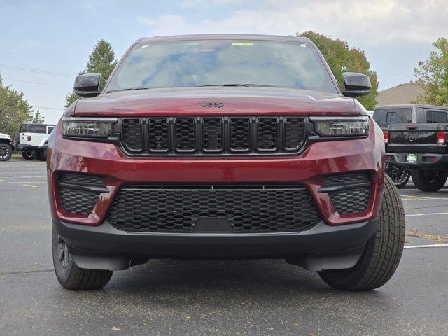 2025 Jeep Grand Cherokee GRAND CHEROKEE ALTITUDE 4X4 2025 Jeep Grand Cherokee GRAND CHEROKEE ALTITUDE 4X4