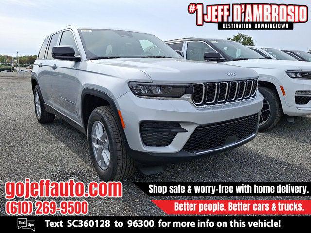 2025 Jeep Grand Cherokee GRAND CHEROKEE LAREDO X 4X4