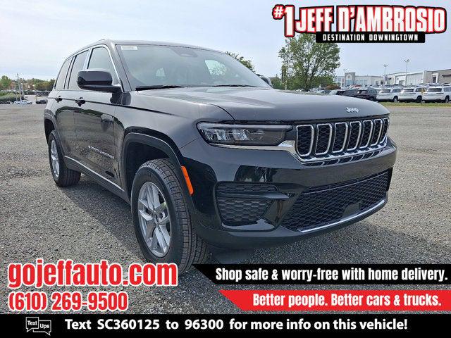 2025 Jeep Grand Cherokee GRAND CHEROKEE LAREDO X 4X4