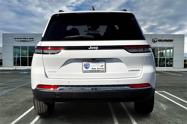 2025 Jeep Grand Cherokee GRAND CHEROKEE LAREDO X 4X4