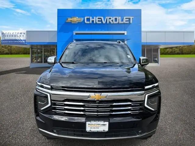 2025 Chevrolet Suburban 4WD Premier