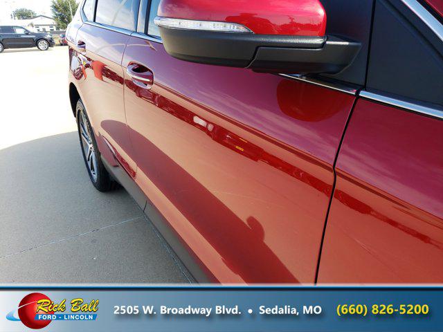 2023 Ford Edge Titanium
