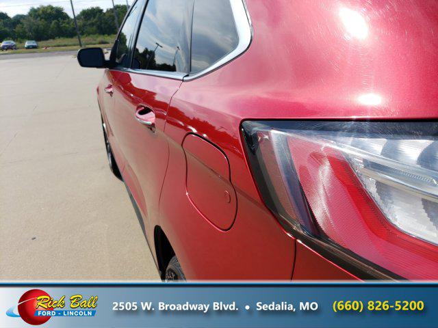 2023 Ford Edge Titanium
