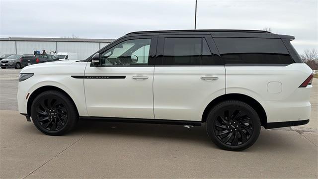 2025 Lincoln Navigator Black Label