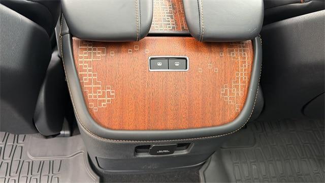 2025 Lincoln Navigator Black Label