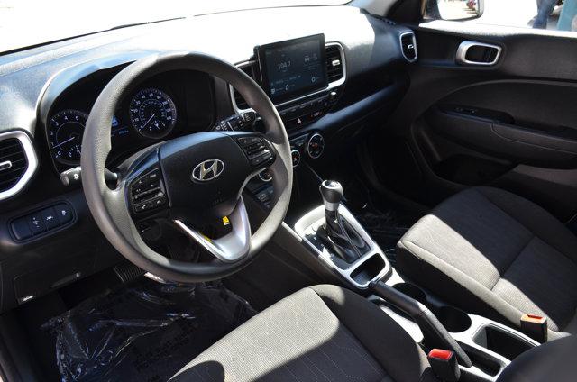 2022 Hyundai Venue SE