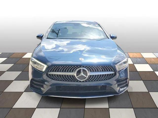 2021 Mercedes-Benz A 220 A 220