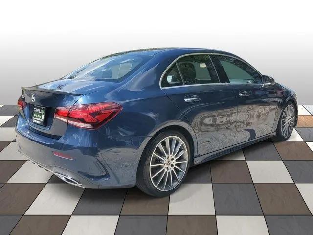 2021 Mercedes-Benz A 220 A 220