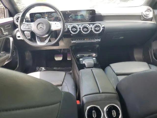 2021 Mercedes-Benz A 220 A 220