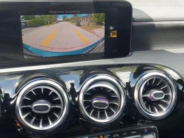 2021 Mercedes-Benz A 220 A 220
