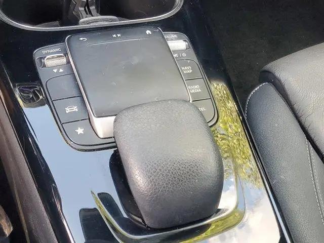 2021 Mercedes-Benz A 220 A 220