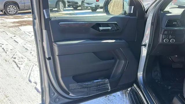 2025 Chevrolet Tahoe 4WD Commercial