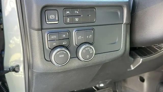 2025 Chevrolet Tahoe 4WD Commercial