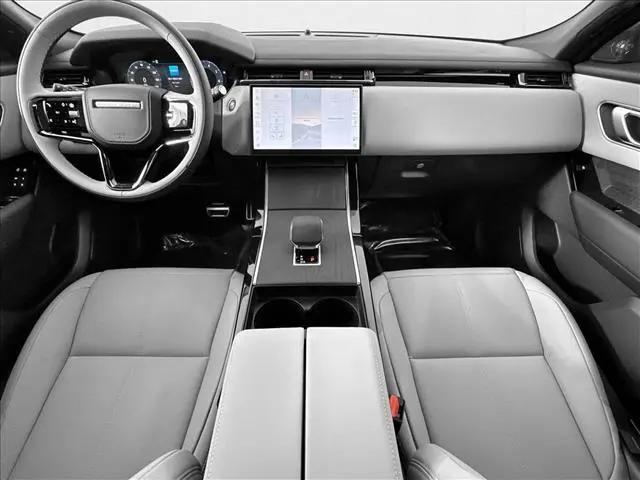 2026 Land Rover Range Rover Velar P250 Dynamic SE