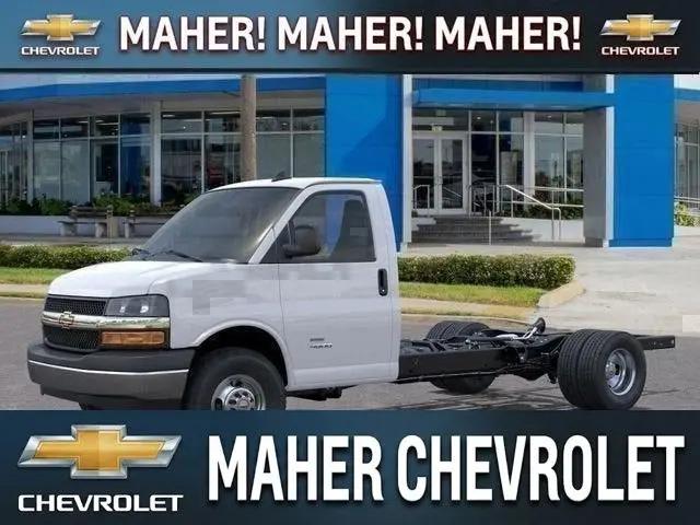2025 Chevrolet Express Cutaway Work Van