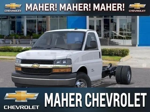 2025 Chevrolet Express Cutaway Work Van