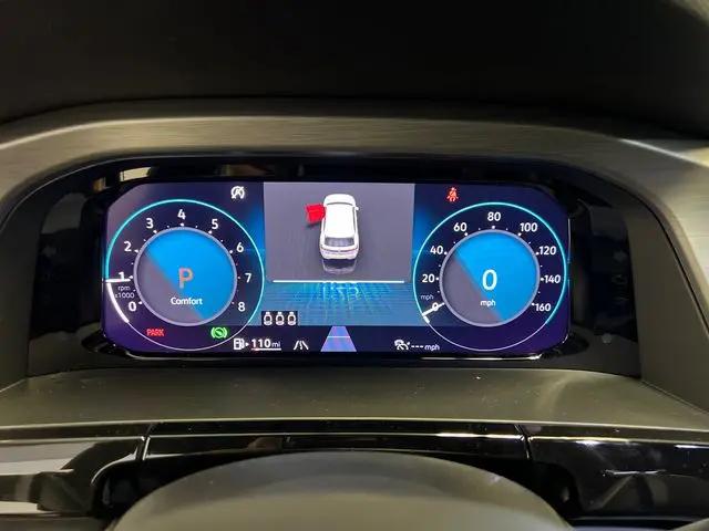 2026 Volkswagen Atlas Cross Sport SE with Technology