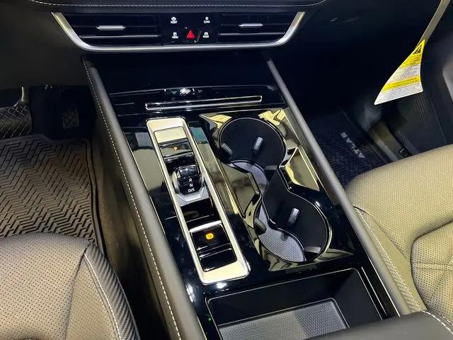 2026 Volkswagen Atlas Cross Sport SE with Technology