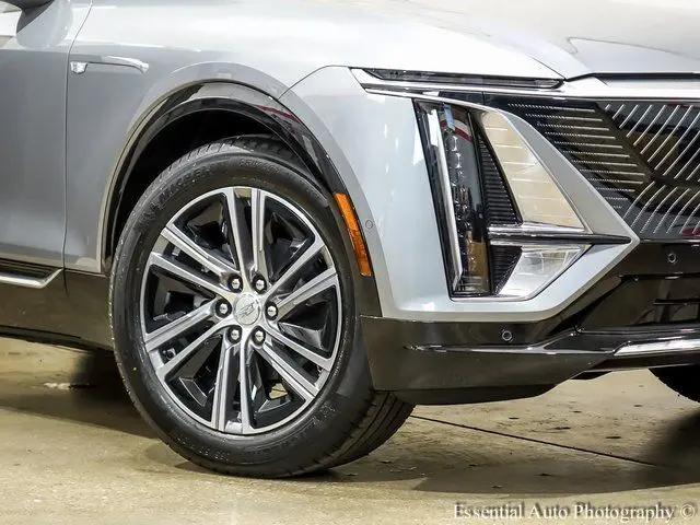 2026 Cadillac iQ Luxury