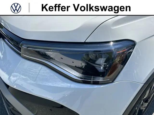 2026 Volkswagen Taos SE