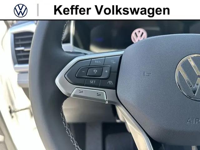 2026 Volkswagen Taos SE