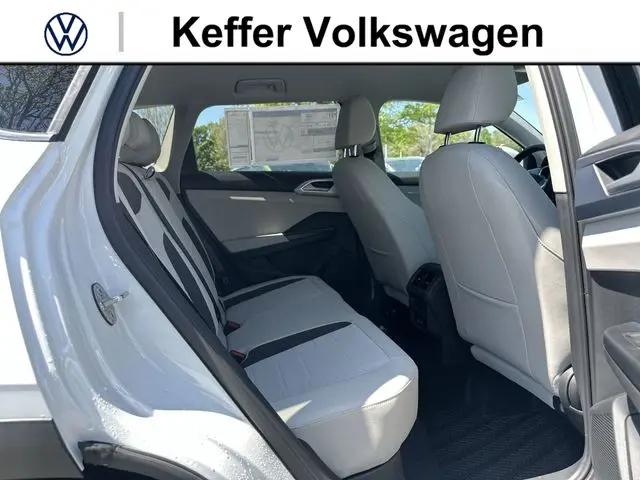 2026 Volkswagen Taos SE