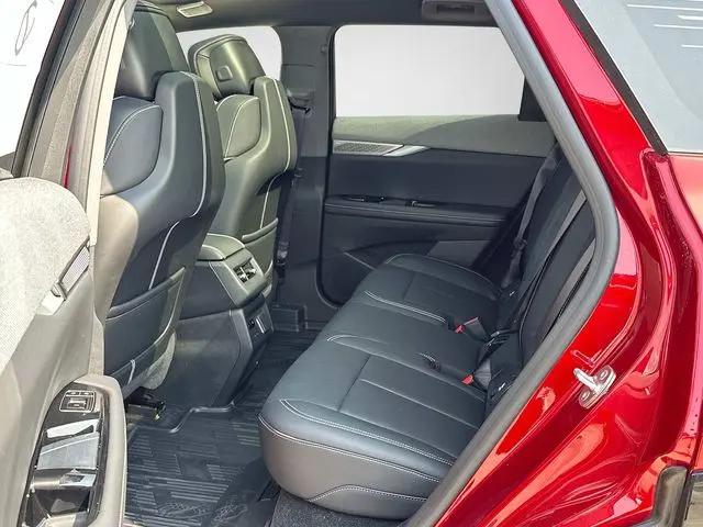 2025 Cadillac iQ Sport 2 AWD