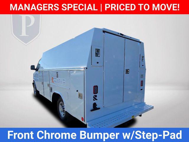 2025 Chevrolet Express Cutaway Work Van