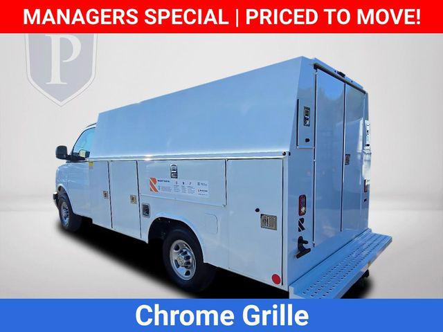 2025 Chevrolet Express Cutaway Work Van