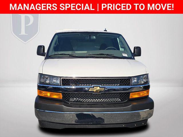 2025 Chevrolet Express Cutaway Work Van