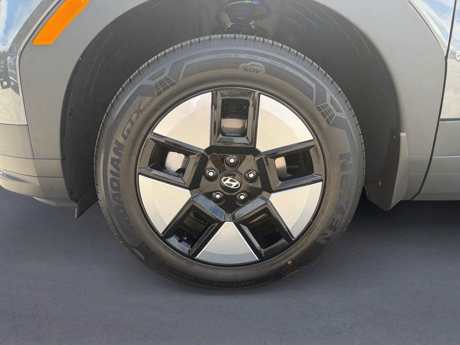 2026 Hyundai Santa Fe SE - Photo 9