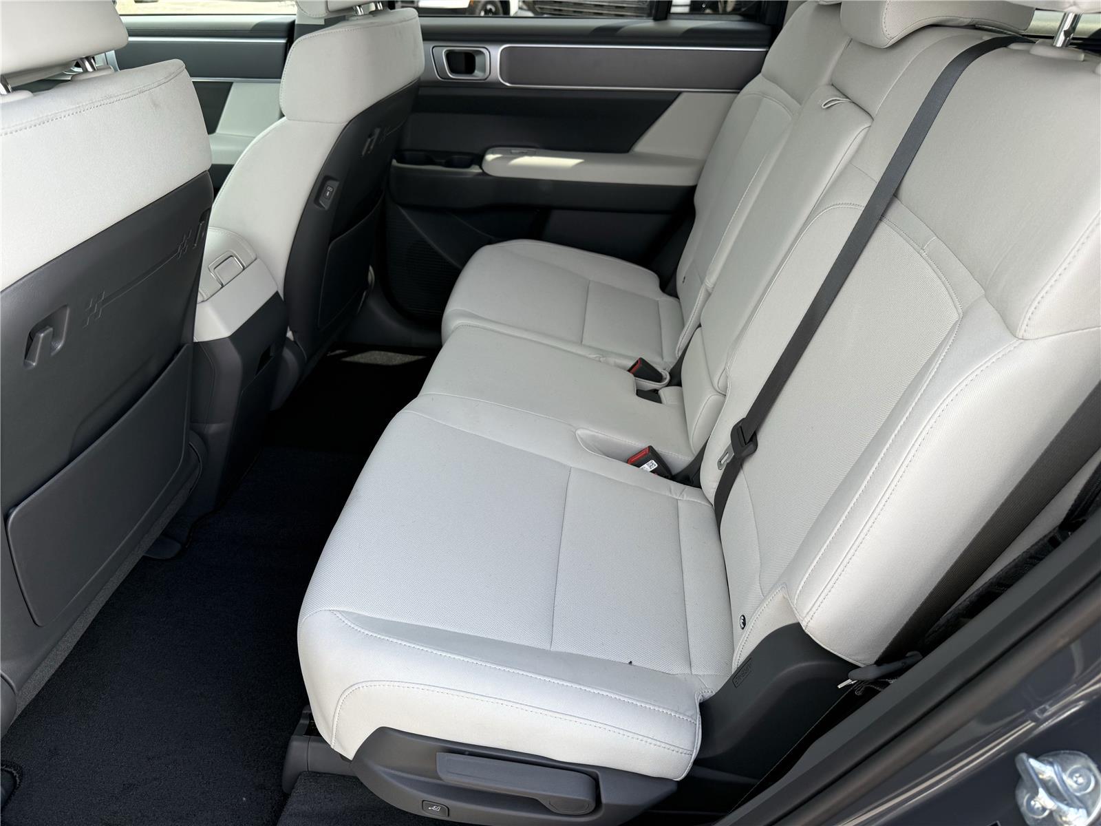 2026 Hyundai Santa Fe SE - Photo 11