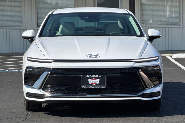 2026 Hyundai Sonata SEL - Photo 3