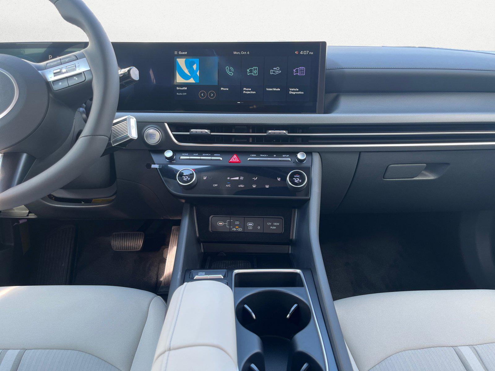 2026 Hyundai Sonata SEL - Photo 11