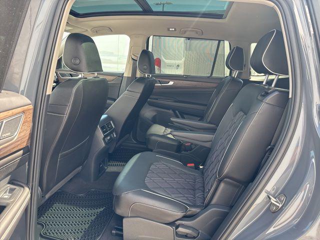 2026 Volkswagen Atlas SEL Premium R-Line