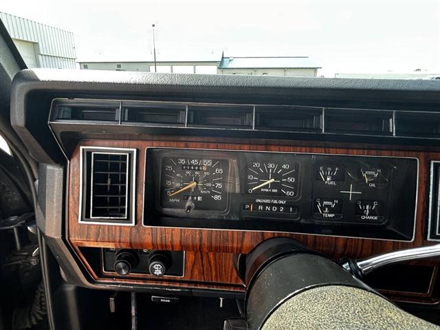 1981 Ford Bronco Base 2dr 4WD SUV