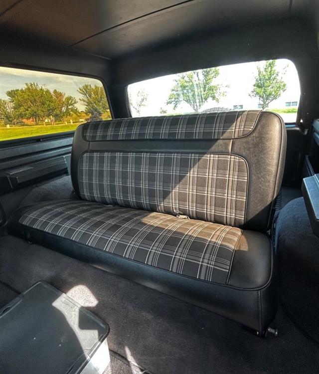 1981 Ford Bronco Base 2dr 4WD SUV