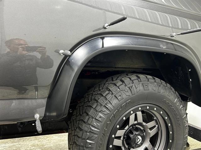 1981 Ford Bronco Base 2dr 4WD SUV