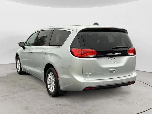 2026 Chrysler Voyager VOYAGER LX