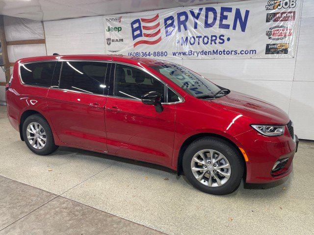 2026 Chrysler Pacifica PACIFICA SELECT AWD