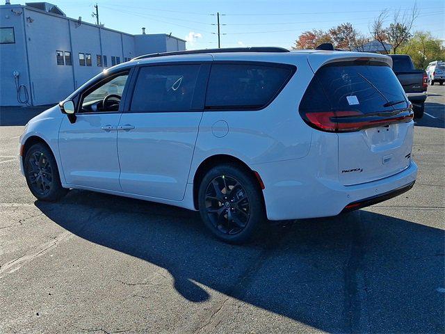 2026 Chrysler Pacifica PACIFICA LIMITED AWD