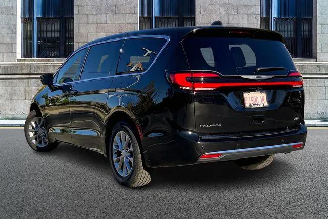 2026 Chrysler Pacifica PACIFICA SELECT AWD