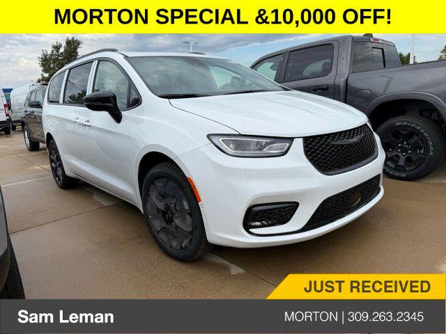 2026 Chrysler Pacifica PACIFICA LIMITED AWD